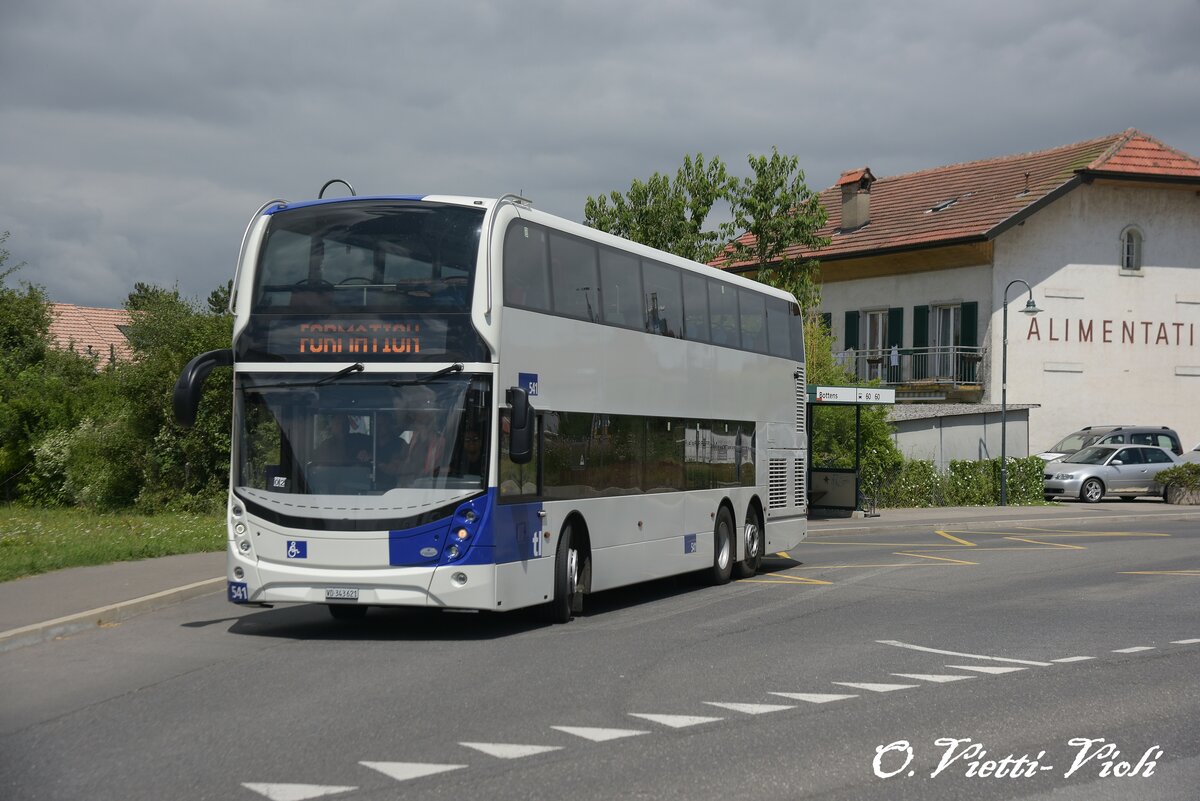 Autobus à deux étages Alexandre Dennis 541
Ici à Bottens Croisée
Le 29 Juillet 2019