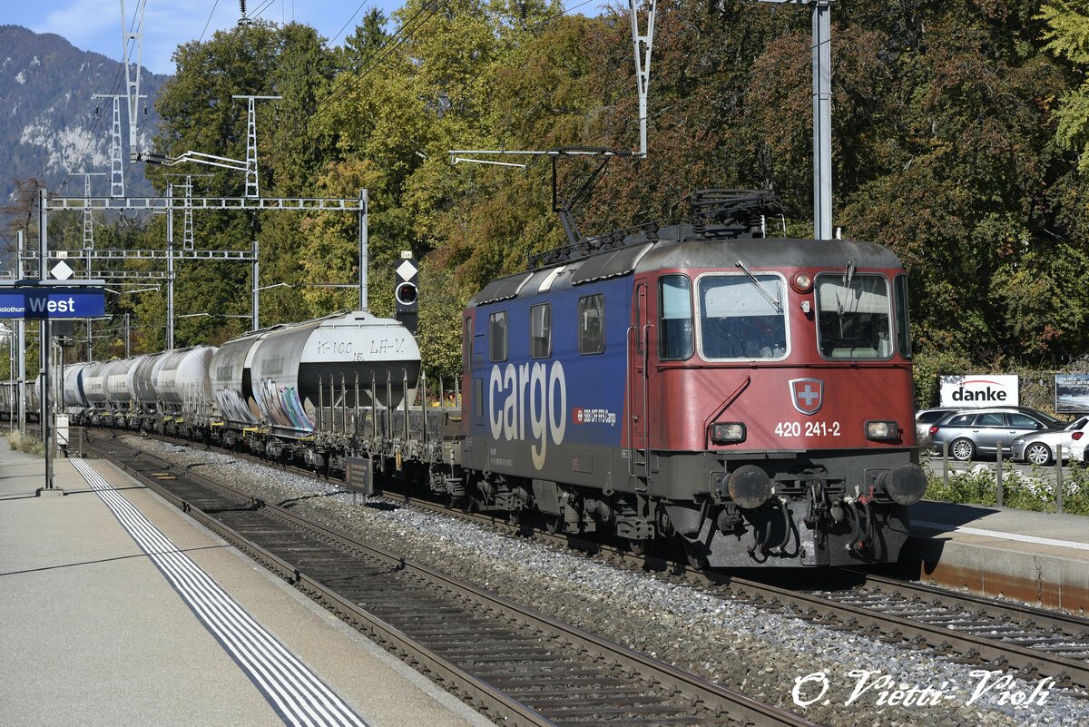 Re 420 241
Ici à Solothurn-West
Le 25 Octobre 2018