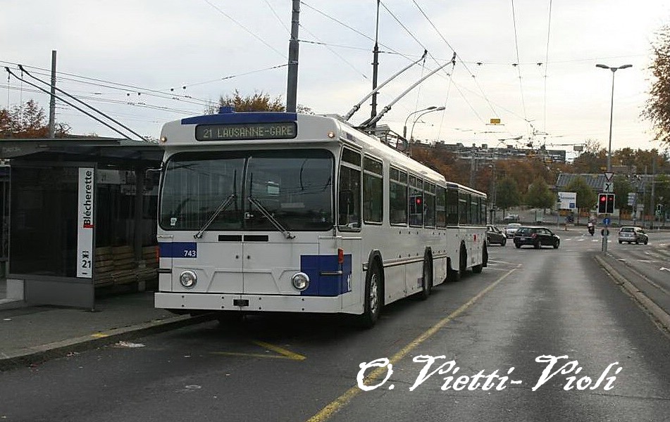 Trolleybus FBW/Hess 743
Ici à Lausanne Blécherette
Le 14 Novembre 2012