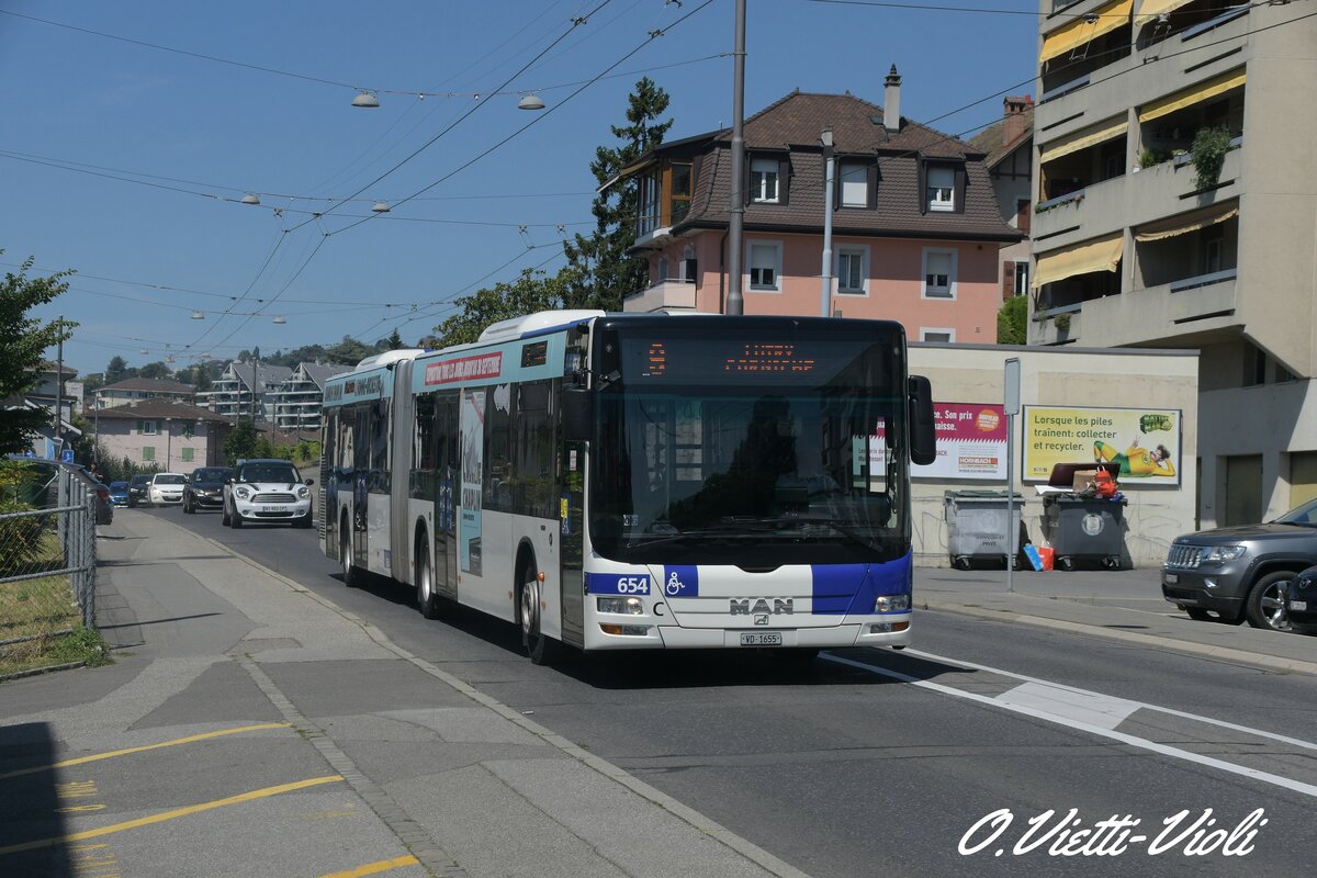 Autobus articulé Lion's City GL 654
Ici à Paudex, Marronnier
le 6 Août 2020