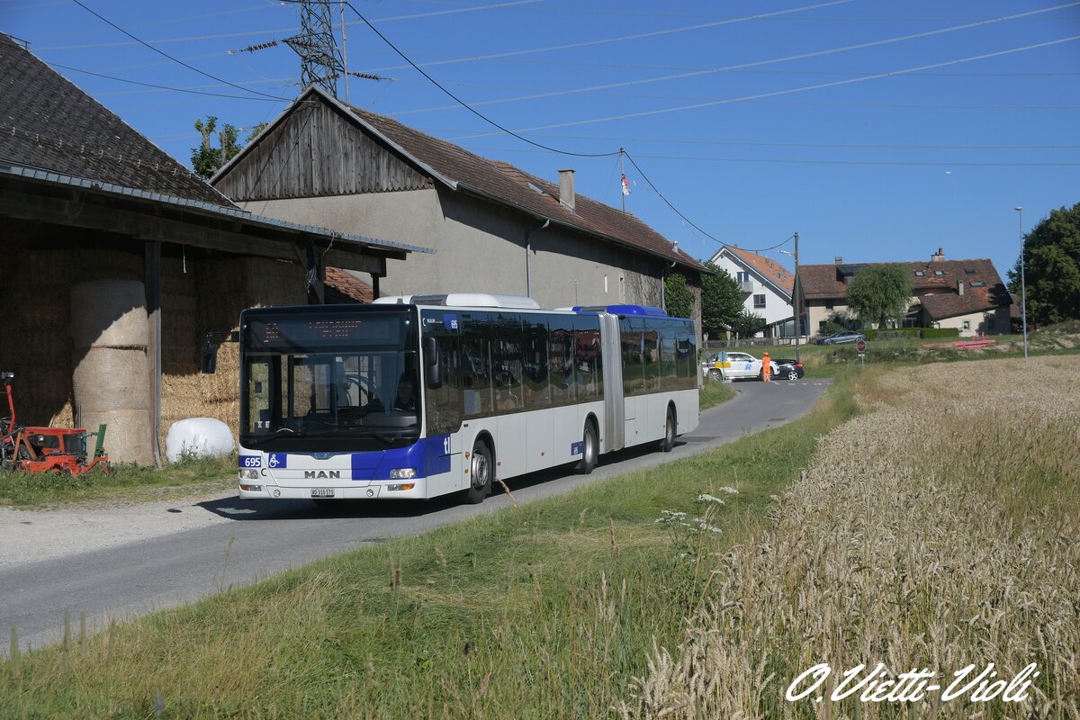 Autobus articulé Lion's City GL 695
Ici à Chemin du Chalet Saboton
le 27 Juillet 2020
