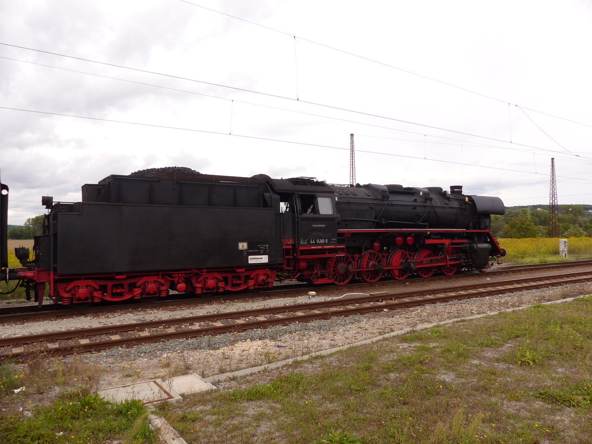 EFSFT 44 1486-8 am 09.09.2017 in der Abstellung in Naumburg Hbf. Der Sonderzug aus Magdeburg Hbf verkehrte zum Freyburger Winzerfest, Mitteldeutschland gr��tem Weinfest