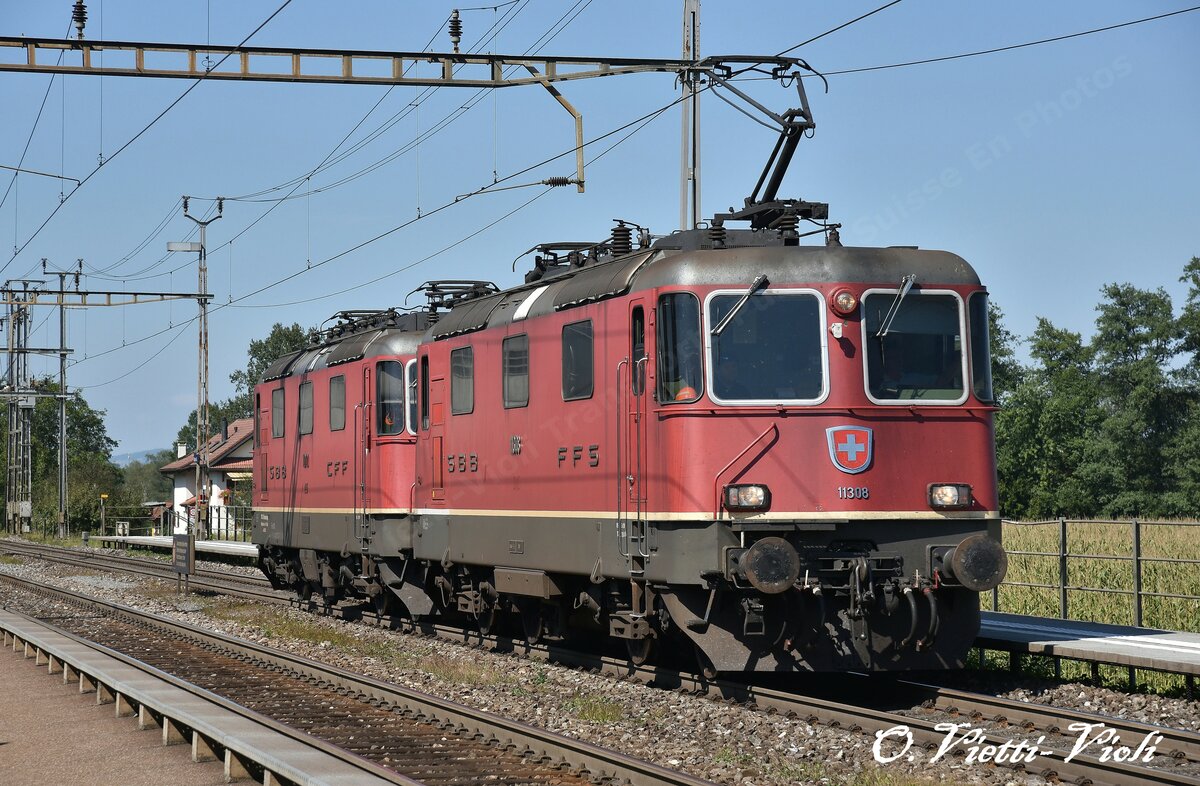 Re 420 308
Ici à Oberrüti
Le 10 Septembre 2015