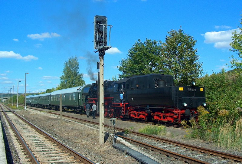 Bis zur abendlichen R�ckfahrt nach Leipzig-Plagwitz wurde der Winzerfestsonderzug im Bf Karsdorf abgestellt; 12.09.2009
