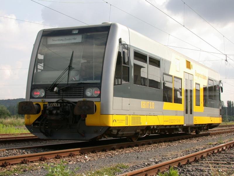 KEG VT 3.13 in Naumburg (Saale) Hbf; 24.06.2002 (Foto: Herbert Graf)