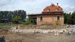Die ehemalige G�terverladerampe am Lauchaer Bahnhof.