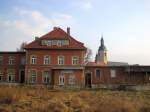 Das ehemalige Bahnhofsgeb�ude in Laucha am 16.03.2015.