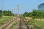Die Ausfahrtssignale in Richtung Querfurt und Naumburg, am 10.08.2015 im ehem.