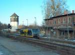 DB Burgenlandbahn 672 911-5 „Stadt Ro�leben“ als RB 25985 nach Naumburg (Saale) Ost im Bf Nebra; 18.02.2009