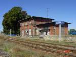 Das Bahnhofsgeb�ude von Gehofen; 09.09.2004 (Foto: Carsten Klinger)