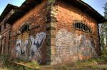 Das Bahnhofsgeb�ude von Reinsdorf; Mai 2004 (Foto: Selmar Petzoldt)