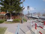 Der Fu�g�nger Bahn�bergang neben dem ehemaligen Posten 1a am Hp Ro�bach; 22.03.2012 (Foto: G�nther G�bel)