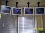 �berwachungsmonitore des Bahn�bergangs im Stellwerk in Freyburg, die nach dem Abriss des Postens 3 n�tig sind; 13.05.2009 (Foto: G�nther Kressner)