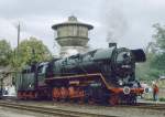 DR 44 1093-2 am 01.10.1989 beim Wasserfassen in Artern.