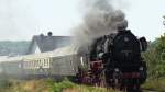 EMBB 52 8154-8 mit dem DPE 80333 von Leipzig Hbf �ber Freyburg Bbf nach Gro�heringen anl�sslich der Saale-Weinmeile, am 08.06.2014 in Ro�bach.