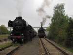 EMBB 52 8154-9 mit einem Winzerfestsonderzug aus Leipzig-Plagwitz und die TG 50 3708-0 e.V.