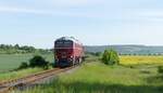 EBS V200 507 am 14.05.2025 auf der Unstrutbahn bei Kleinjena in Richtung Naumburg (S).