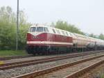Am 24.04.2014 brachte die EBS 118 757-4 einen Kesselwagenzug nach Karsdorf Bbf.