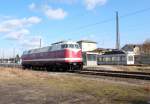 EBS 118 719-4 beim warten auf die 118 757-4 am 25.02.2015 in Naumburg Hbf.