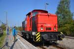 Klaus Pollm�cher neben der EBS 346 502-7 beim 6.