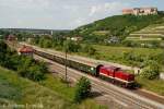 MTEG 204 354-5 mit dem  Rotk�ppchen-Express  DPE 99819 nach Glauchau (Sachs), am 07.06.2008 bei der Ausfahrt in Freyburg (U).