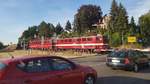 Am 13.08.2018 war die EBS 202 xxx in Freyburg mit den E-Loks 142 145-2 und 142 110-6 vom Fahrzeugwerk Karsdorf in Richtung Naumburg unterwegs.