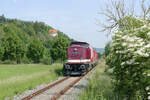 Ein Tag vor Fristablauf war die EBS 110 001-5 am 24.05.2024 nochmal mit einem Lokzug von Karsdorf nach Naumburg (S) Hbf auf der #Unstrutbahn bei Roßbach unterwegs.