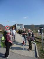 Anl�sslich des Streckenfestes zur Wiederer�ffnung der Unstrutbahn fanden am 24.3.2012 entlang der von der Burgenlandbahn befahrenen Strecke zwischen Naumburg und Wangen/U.