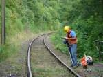 Unser 1.Vorsitzender beim Arbeitseinsatz zwischen Wangen und Ro�leben (Steinkl�be), wo die Strecke von Bewuchs befreit wurde; 04.08.2009 (Foto: G�nther G�bel)