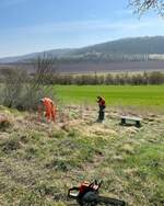 Vegetationsarbeiten am 26.03.2022 am Bahnwanderweg zwischen Roßleben - Memleben/ Wendelstein und Wangen durch Mitglieder der IG Unstrutbahn e.V..
