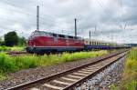 Die V200 116 der Dampflok Tradition Oberhausen mit dem  Rheingold Jubil�ums-Express  DPE 25792 von Leipzig Hbf nach K�ln Hbf, am 26.06.2013 bei der Durchfahrt in Naumburg.