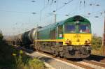 Rheincargo DE 678 mit Kesselwagen Richtung Gro�korbetha, am 06.09.2013 in Naumburg Hbf.