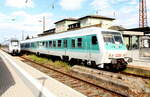 D-WEE 50 80 80-34 156-5 Bnrbdzf 480.2 mit der RB 31946 (Abellio Ersatzverkehr) von Halle (S) Hbf nach Saalfeld (S), am 13.07.2022 in Naumburg (S) Hbf.