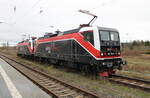 EBS/FWK 143 056-0 + 143 124-6 als Tfz Richtung Bad K�sen, am 02.01.2023 in Naumburg (S) Hbf.