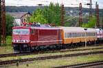 EBS 250 195 und 243 822 mit einem leeren Sonderzug aus Erfurt Hbf, am 12.06.2024 in Naumburg (S) Hbf.