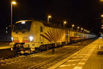 Lokomotion 193 777 mit AKE-Rheingold von Steinach am Brenner nach Berlin, am 29.10.2017 beim Halt in Naumburg (S)Hbf (Foto: Marcel Grauke)