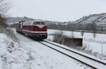 Am 12.12.2022 überführte die EBS 118 719-4 in Freyburg (U) die FWK 143 124-6 von Karsdorf nach Naumburg (S) Hbf.