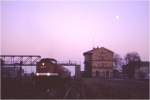 DB 202 841-3 mit RB 96711 nach Vitzenburg, am 30.12.1998 im Bf Querfurt.