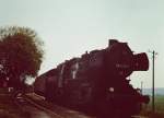 DR 52 8105-0 mit einem Personenzug von Vitzenburg nach Querfurt, am 05.05.1980 in Lodersleben.