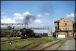 DR 52 8039-1 mit einem Fotog�terzug von Artern �ber Sangerhausen nach Sondershausen, im Bf Querfurt; 25.08.1996 (Foto: Steffen Tautz)