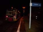 Burgenlandbahn 672 916 als Sch�lerzug (verl�ngerte RB aus Naumburg Ost) am 06.01.2013 in Ro�leben.