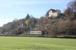 Burgenlandbahn 672 901 als RB 26872 von Naumburg Ost nach Wangen, am 05.12.2018 bei Kleinjena.