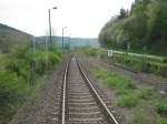 Bahnhofsaussfahrt in Nebra Richtung Ro�leben; 26.04.2009 (Foto: Thomas Menzel)