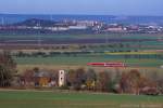 DB 628 596-6 als RB von Artern nach Nebra, am 16.11.2006 bei Gehofen.
