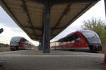 DB 642 730 + 642 702 als RB 34868 (Naumburg Ost - Nebra) und DB 642 227 + 642 219 als RB 34869 (Nebra - Naumburg Ost), am 08.09.2013 beim Halt in Laucha.