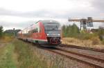 DB 642 219-9 + 642 227 als RB 34885 von Nebra nach Naumburg Ost, am 08.09.2013 bei der Ausfahrt in Laucha.
