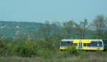 Burgenlandbahn 672 918-0  Finnebahn  als RB 25977 von Wangen (Unstrut) nach Naumburg (Saale) Ost, zwischen Ro�bach und Naumburg; 01.05.2009