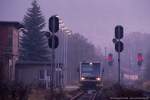 Burgenlandbahn 672 901 steht am 07.12.2006 als RB nach Naumburg Ost abfahrbereit im Bf Nebra.