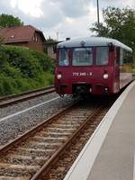 EBS 772 345 bei der Bereitstellung als Sonderzug nach Freyburg, am 21.05.2017 in Karsdorf.