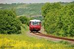 EBS 772 345 als Sonderzug von Karsdorf nach Freyburg, am 21.05.2017 bei Laucha.